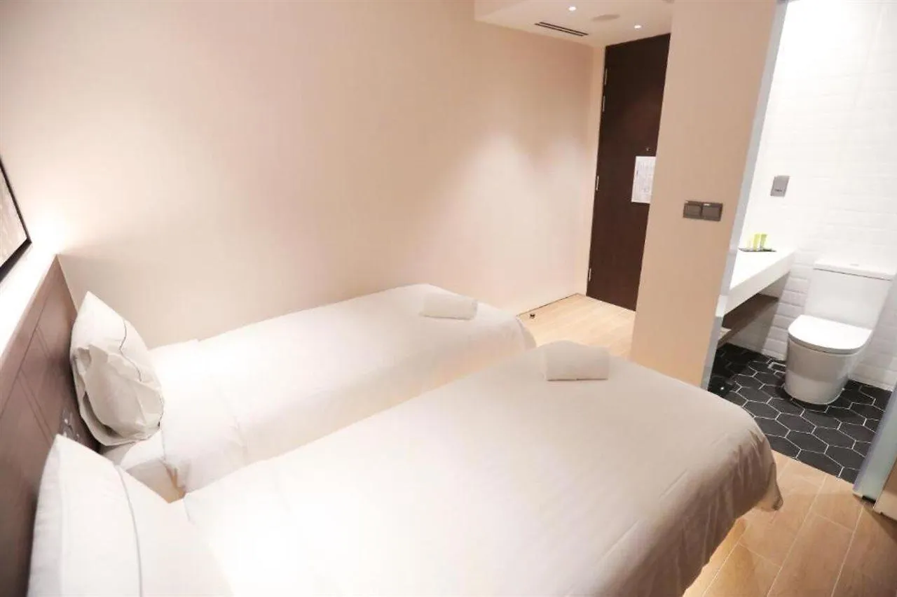L Hotel At Bugis Ville Singapur 3*,  Singapur