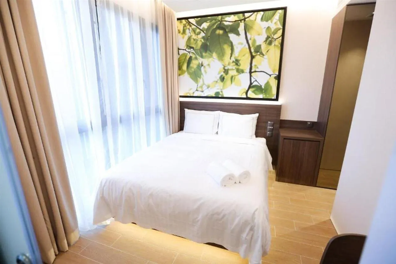 L Hotel At Bugis Ville Singapore