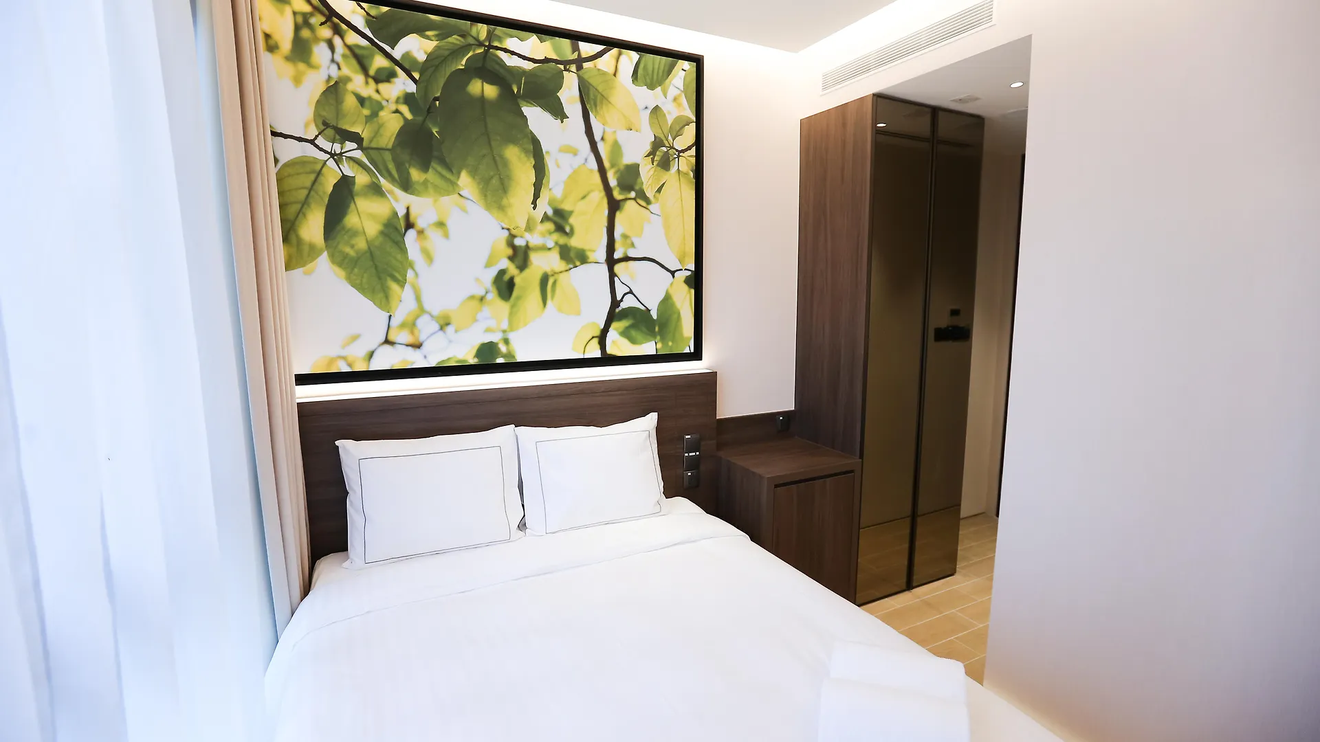 L Hotel At Bugis Ville Singapur 3*,